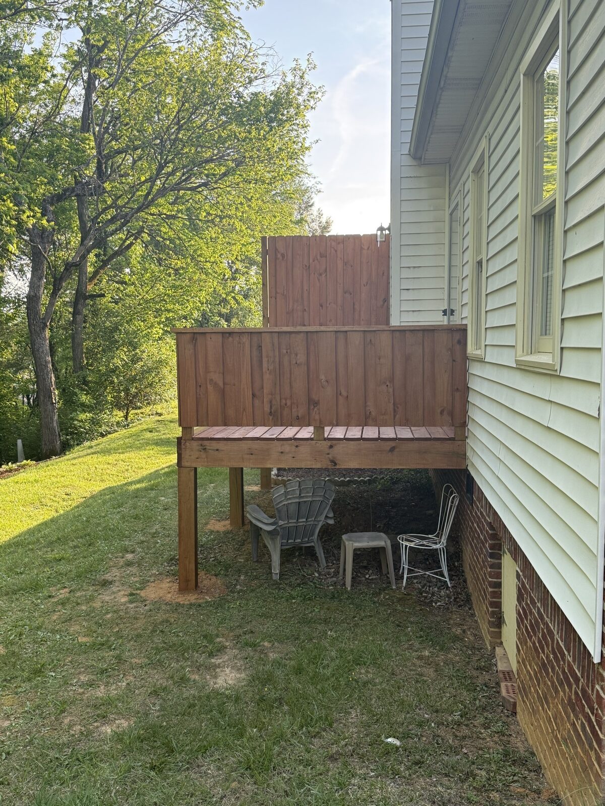 Finished TWP Rustic deck wide angle in Kingsport TN