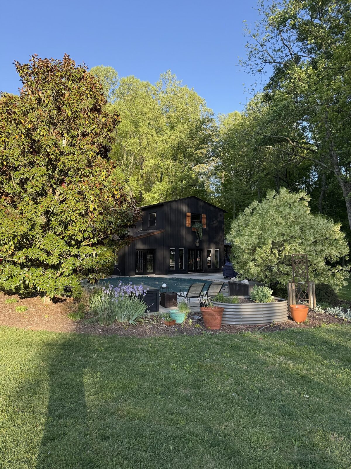 Tricorn Black Exterior in Blountville, TN by Rock's Painting